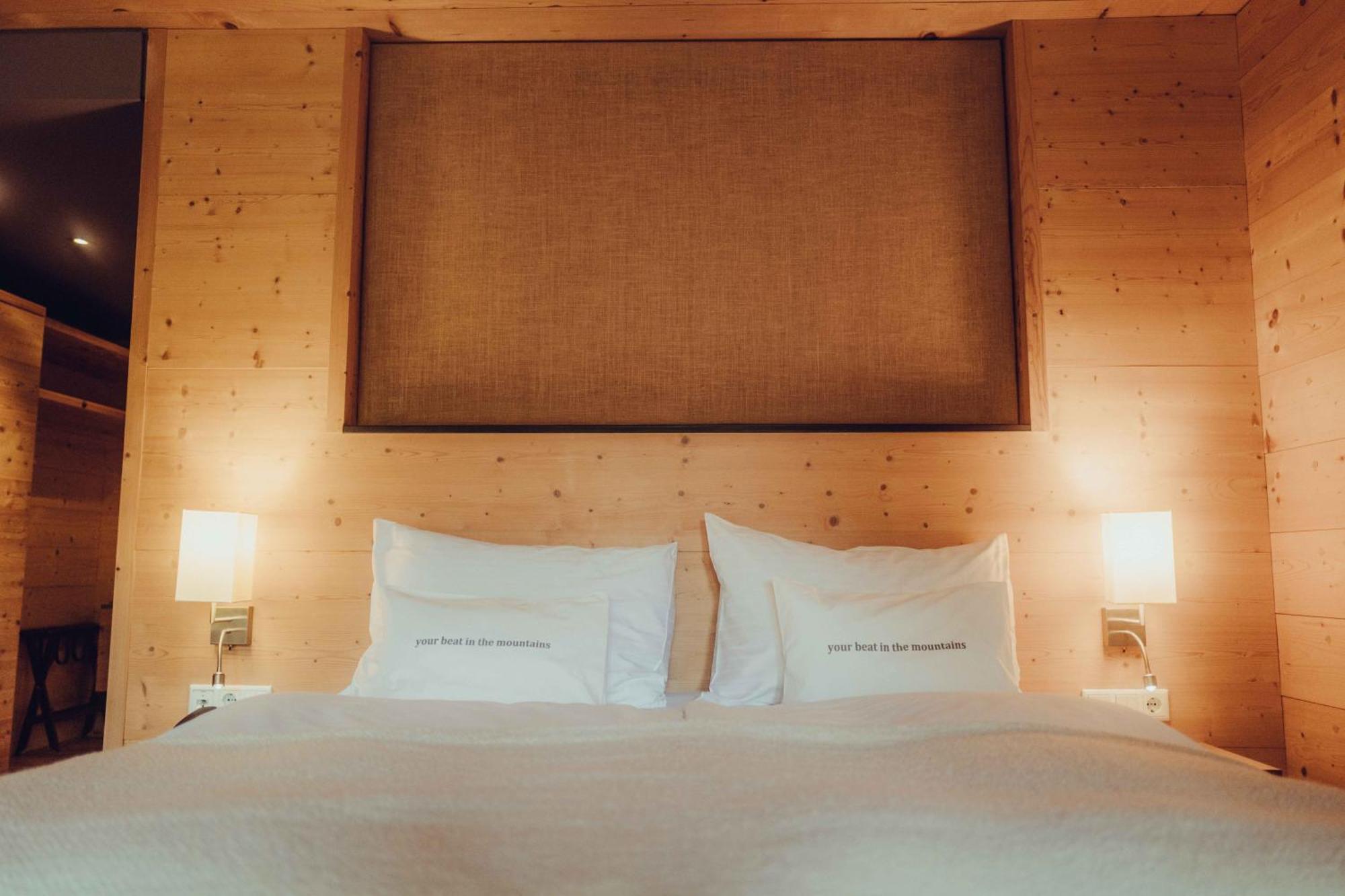 Holzhotel Forsthofalm Leogang Exterior photo